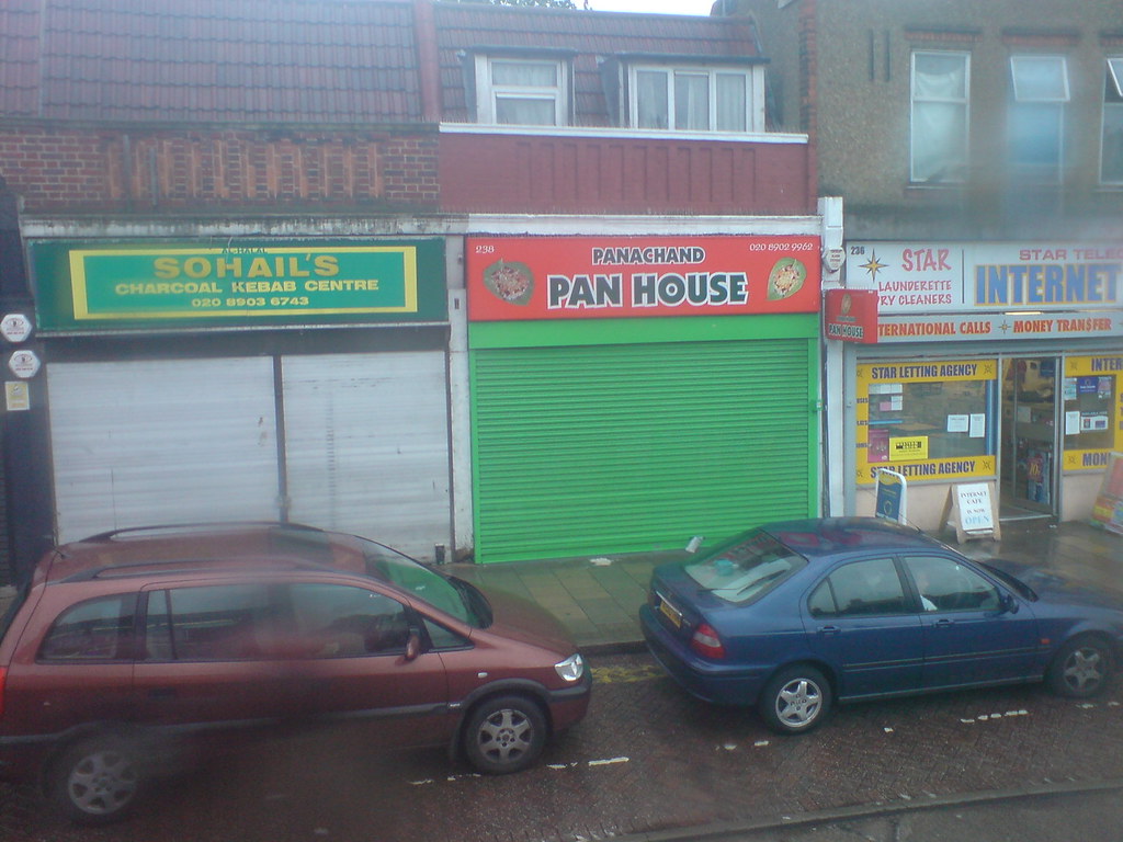 Ealing Road a photo on Flickriver