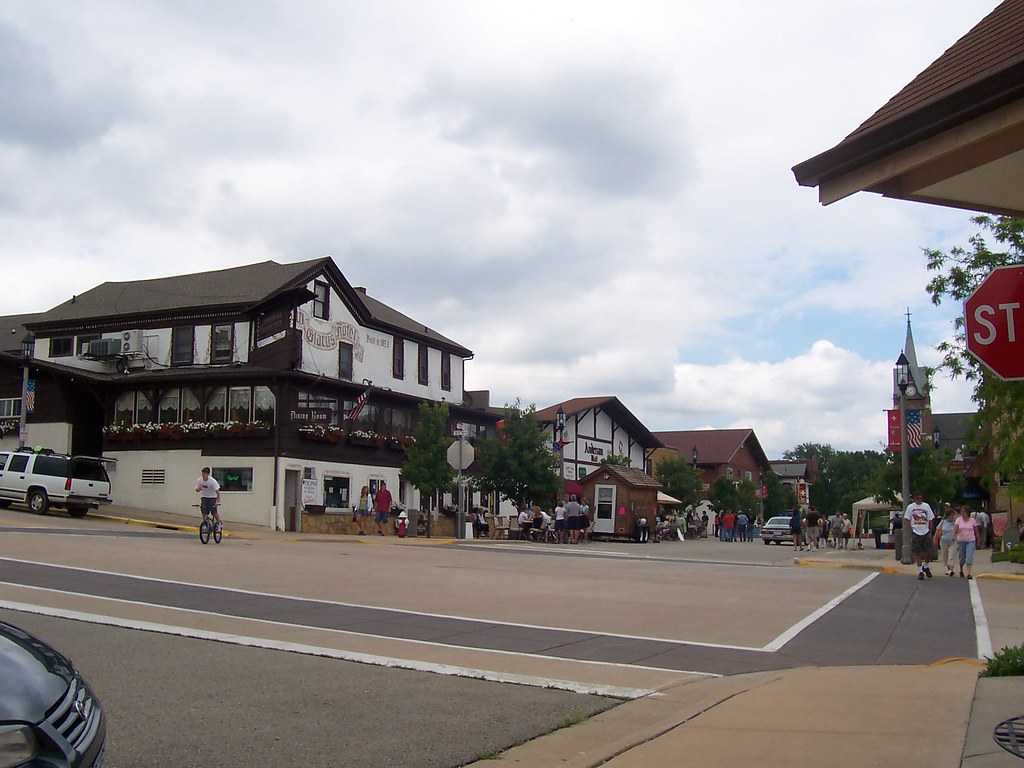 Heidi Festival at New Glarus A view of New Glarus, WI duri… Flickr