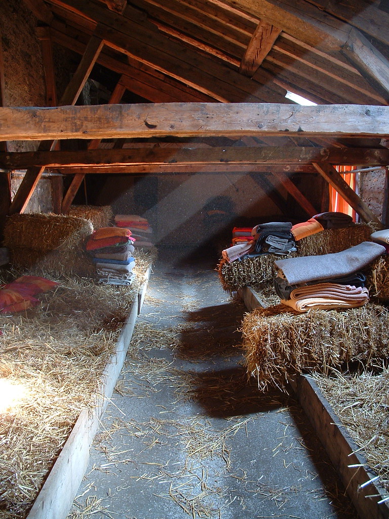 Stables Straw Beds We slept here with three or four… Flickr