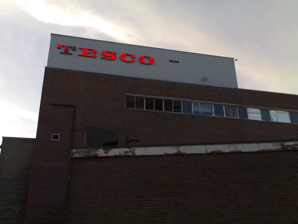 Tesco logo, oldstyle optiquepix Flickr