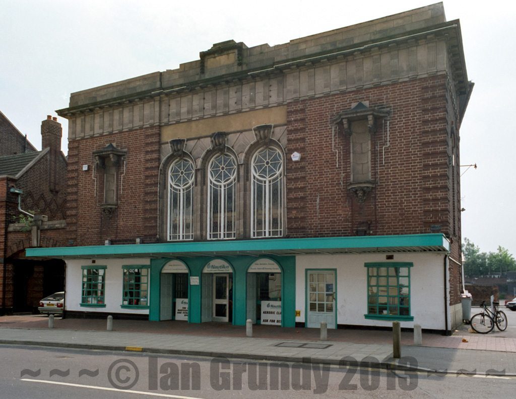 95 Leamington Spa Clifton 27 Former Clifton Cinema in Leam… Flickr