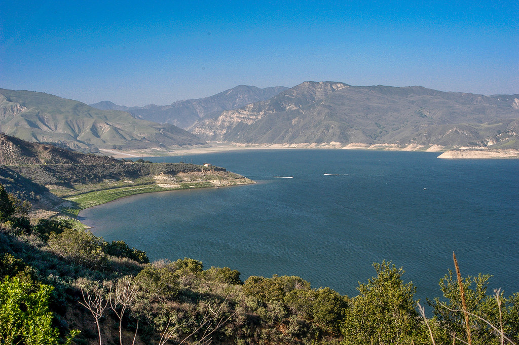 Lake Piru Ventura County, California, March 20, 2004 Kent Kanouse