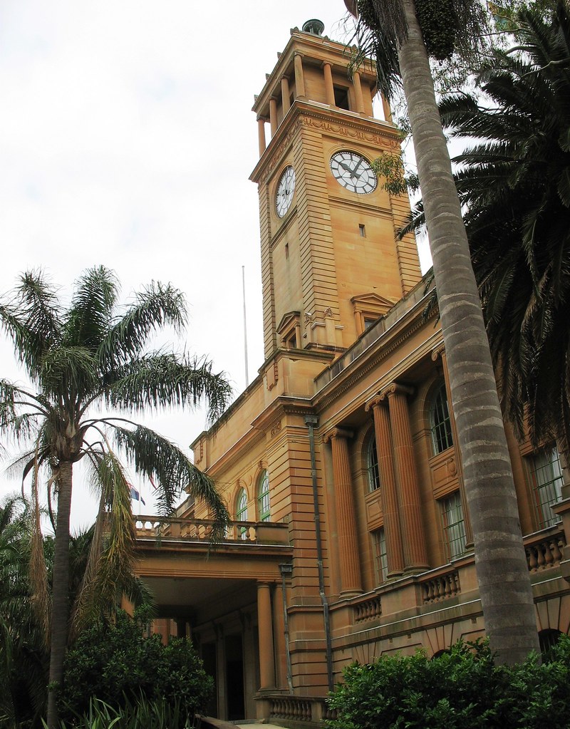 Newcastle City Hall IMG_2681 Newcastle City Hall, with pal… Flickr