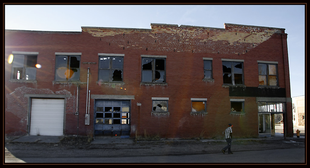 HEADED DOWNTOWN Abandoned buildingdubois idaho Dave Meyer Flickr