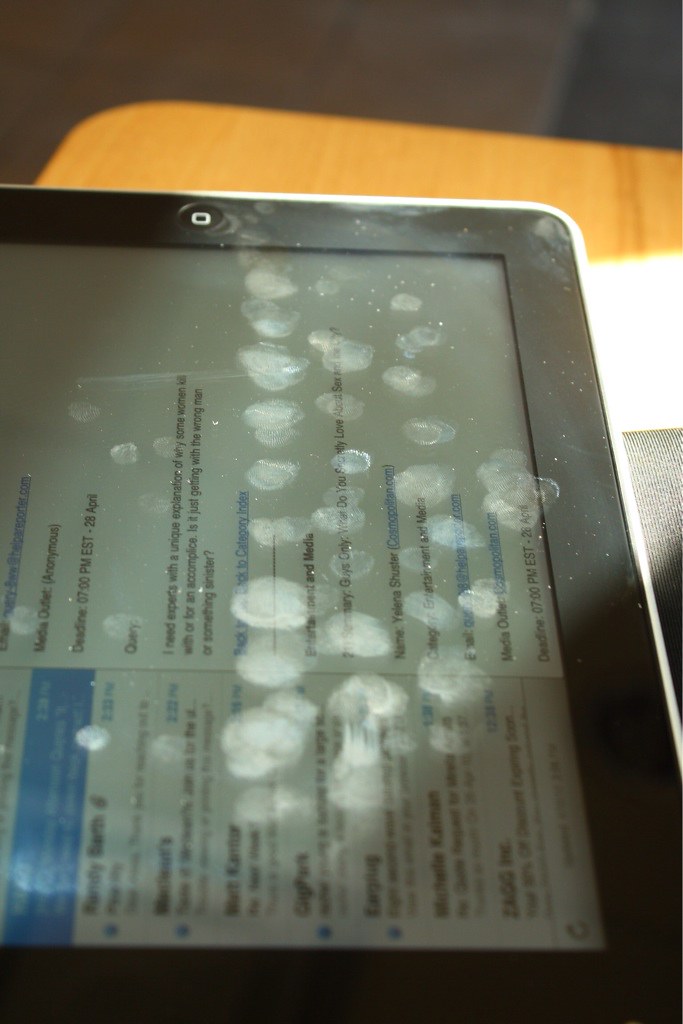 iPad Finger Prints 15 minutes of typing without any screen… Flickr
