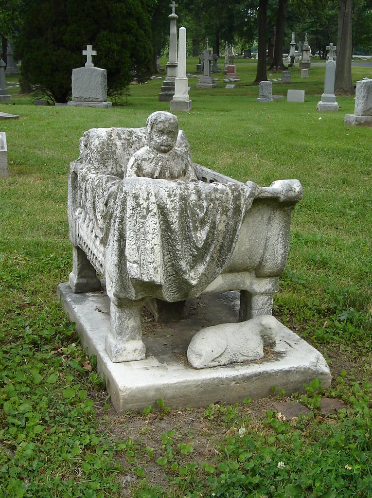 Morrison Cradle Grave The lamb just makes it that much wor… Flickr