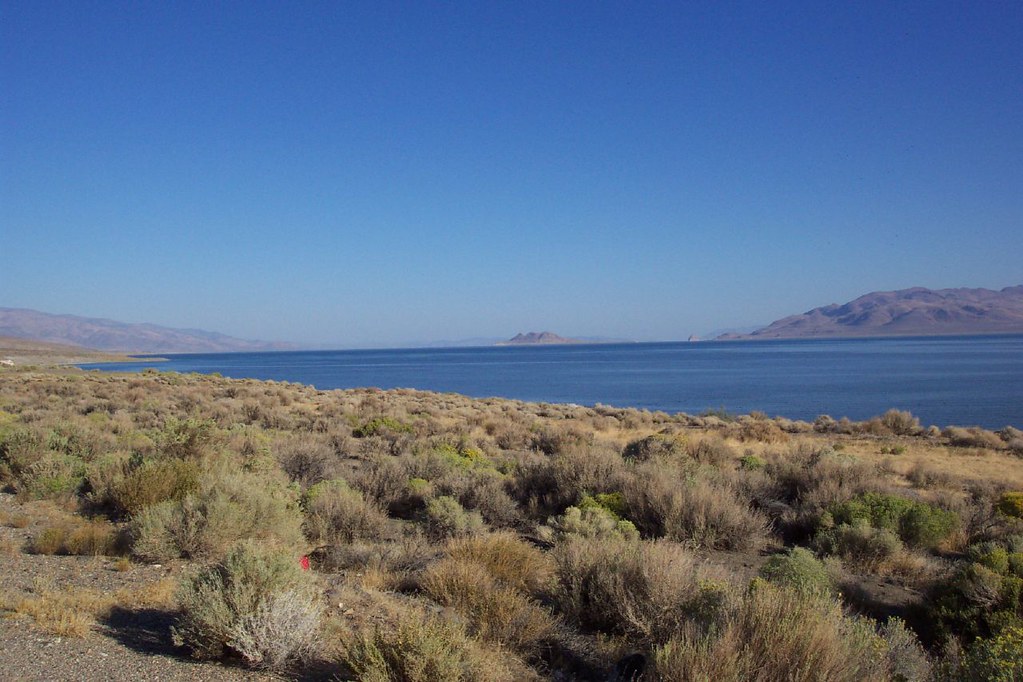 Pyramid Lake Water as deep and blue as the sky judy copek Flickr