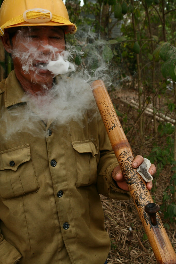 Smoking Pipe Saigon, Vietnam Jan. 2007 PhotoBloch Flickr