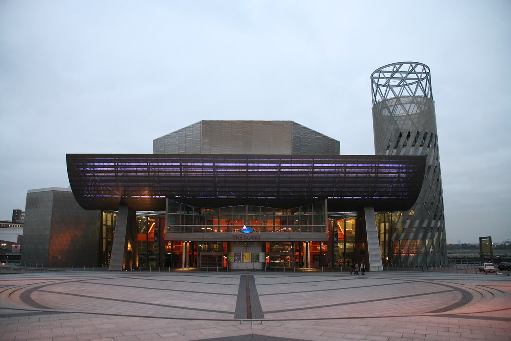 IMG_6749 The entrance to the Lowry Centre at Salford Quays… David
