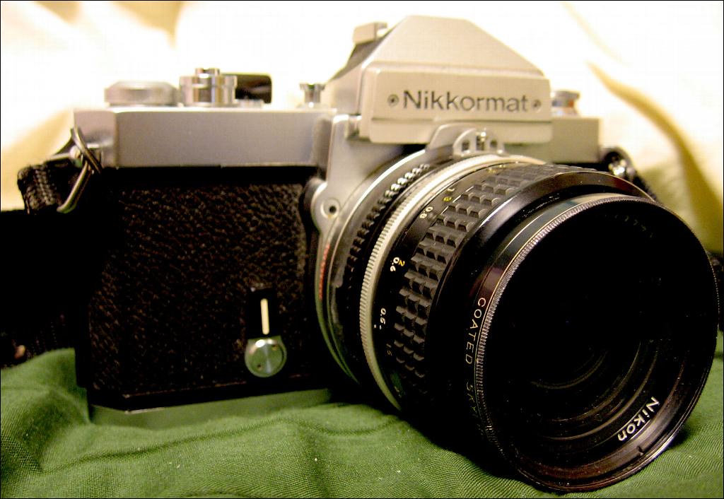 old nikon camera 2 this oldschool nikon film SLR is older… Flickr