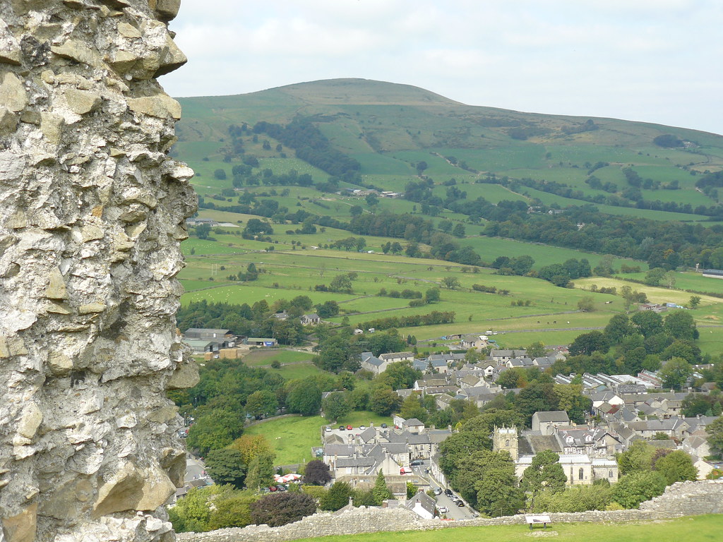 Castle View View from Peveril Castle, Castleton, Derbyshir… John Morris Flickr