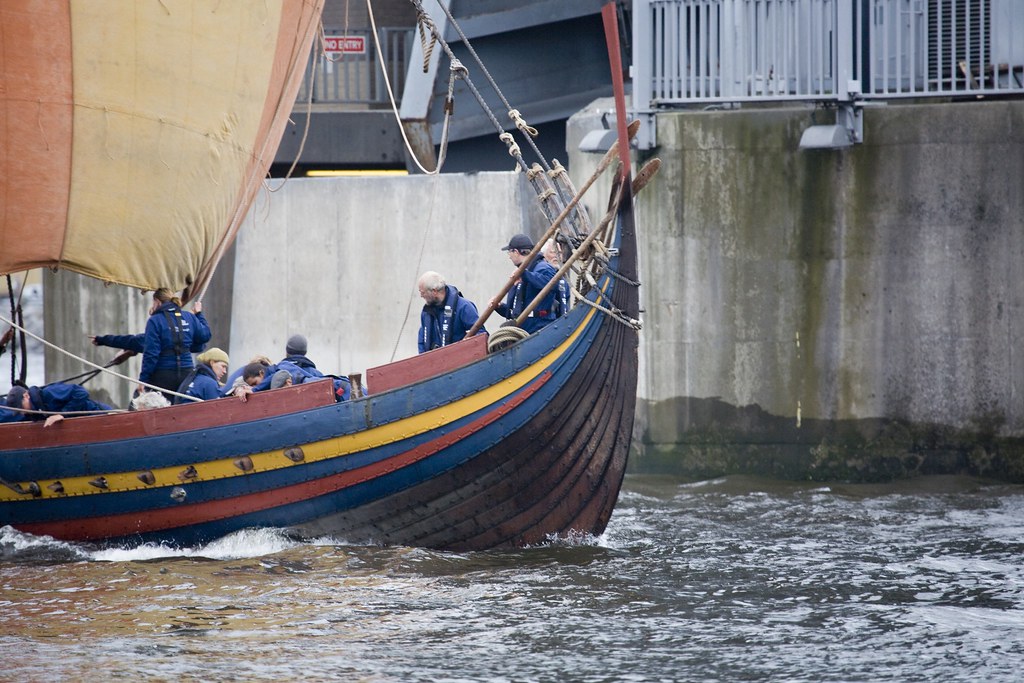 VIKING LONGSHIP "SEA STALLION" ARRIVES IN DUBLIN Today, 14… Flickr