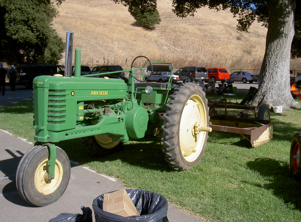 John Deere 3wheel tractor a photo on Flickriver