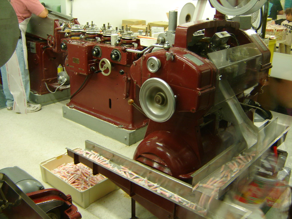 Taffymaking machine This was on the edge of Funtown Pier.… Douglas