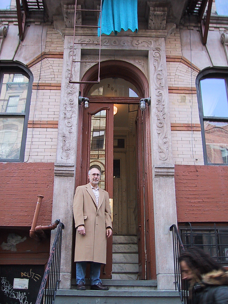 Ginsberg's Pad 206 E. 7th St., NYC. Allen Ginsberg lived i… Flickr