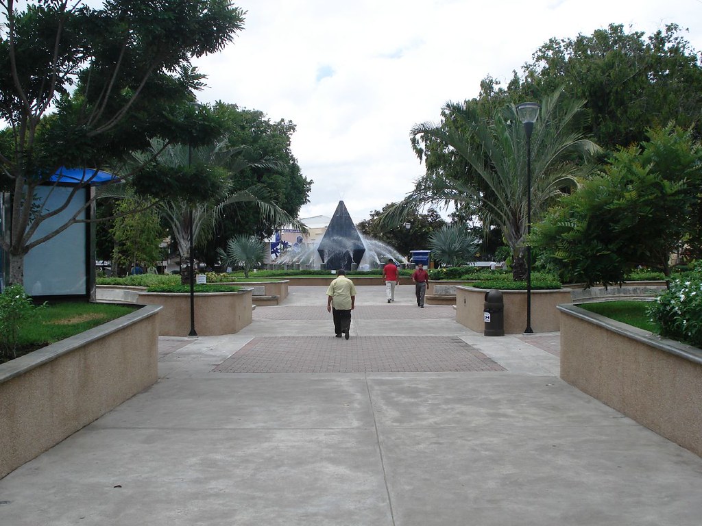 David city park water fountain Dan & Denise Flickr
