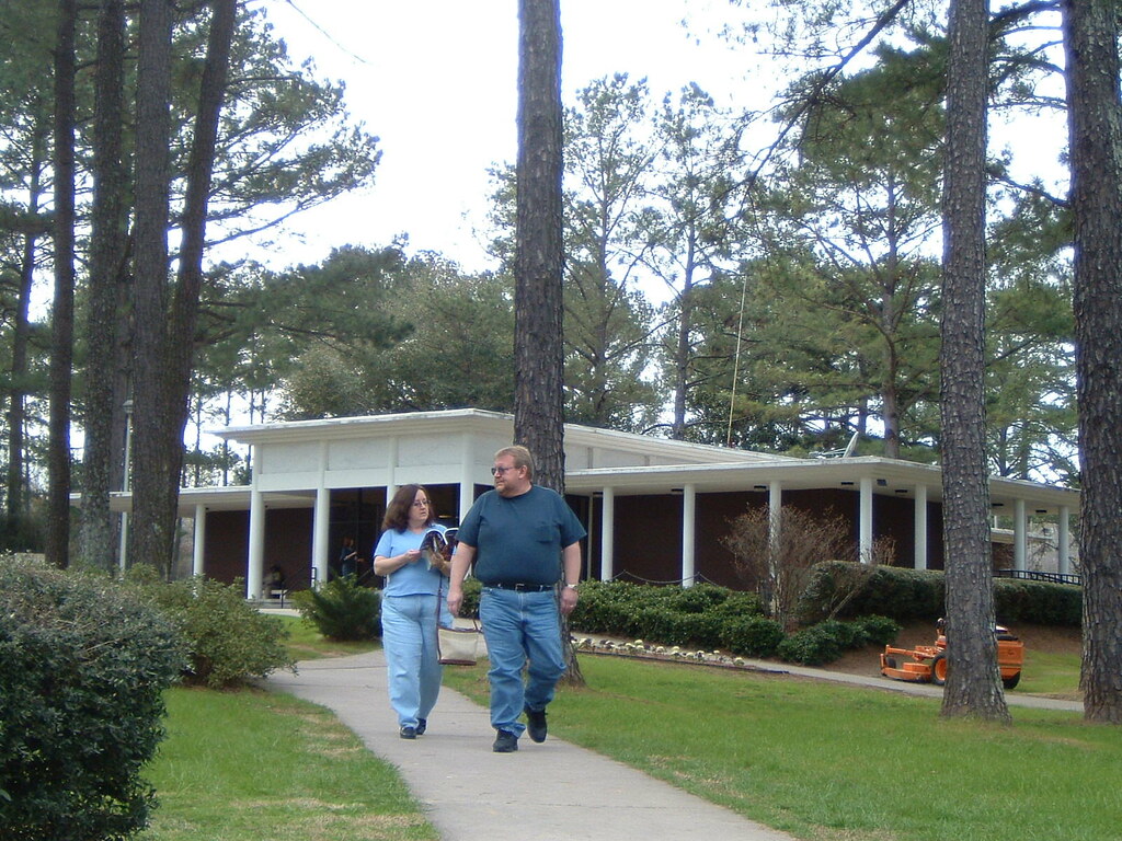 alabama rest stop Valerie Reneé Flickr
