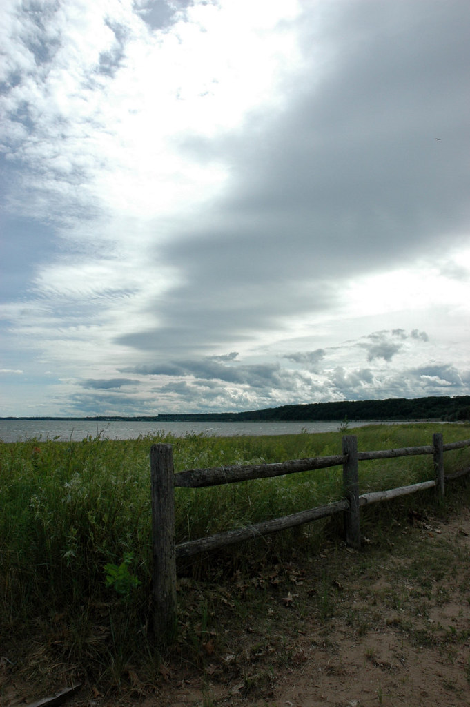 Just Beachy Gladstone Park (Little Bay de Noc) in Upper Mi… Flickr