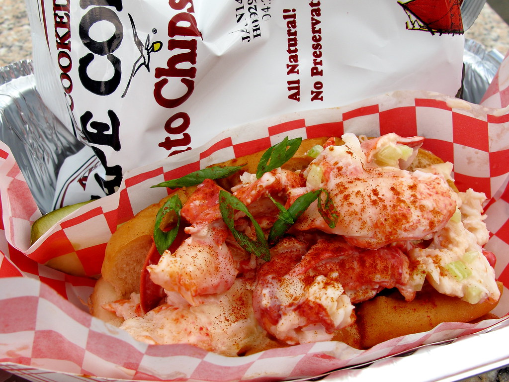 Red Hook Lobster Roll Lobster roll, with pickle and Cape C… Flickr