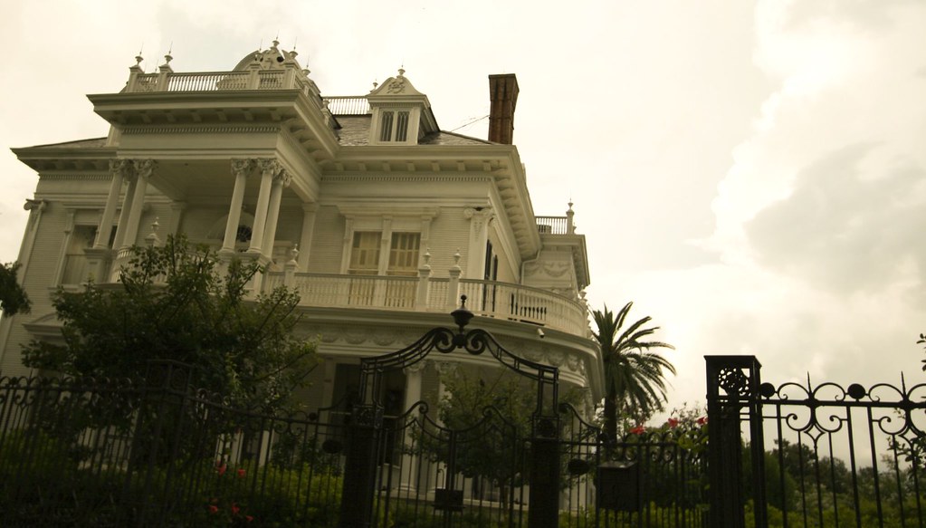 55+ Wedding Cake House In New Orleans Louisiana