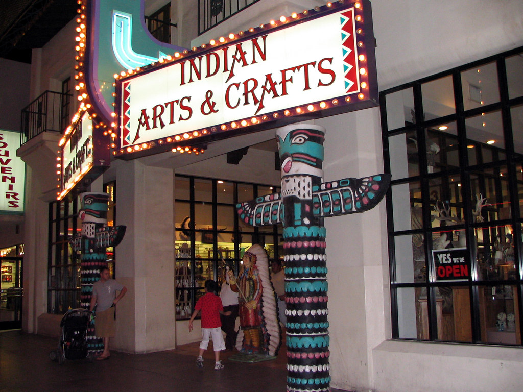 Indian Arts & Crafts, Fremont Street, Las Vegas Taken on F… Flickr