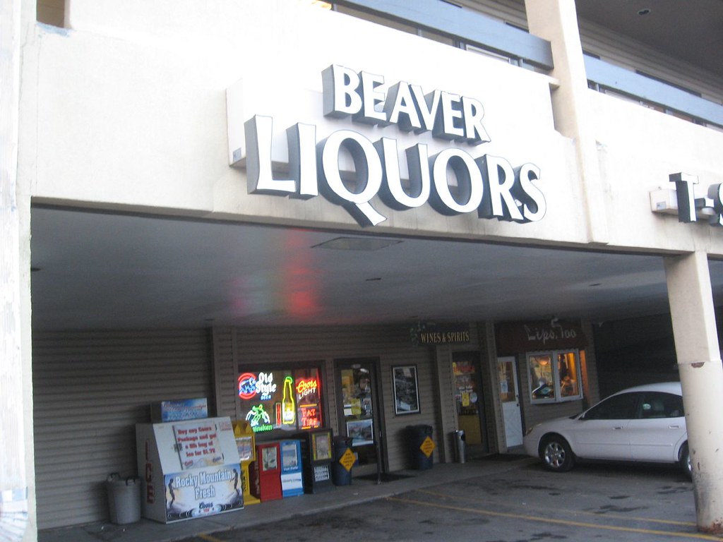Beaver Liquors in Avon Nice play on words rollsie1914 Flickr