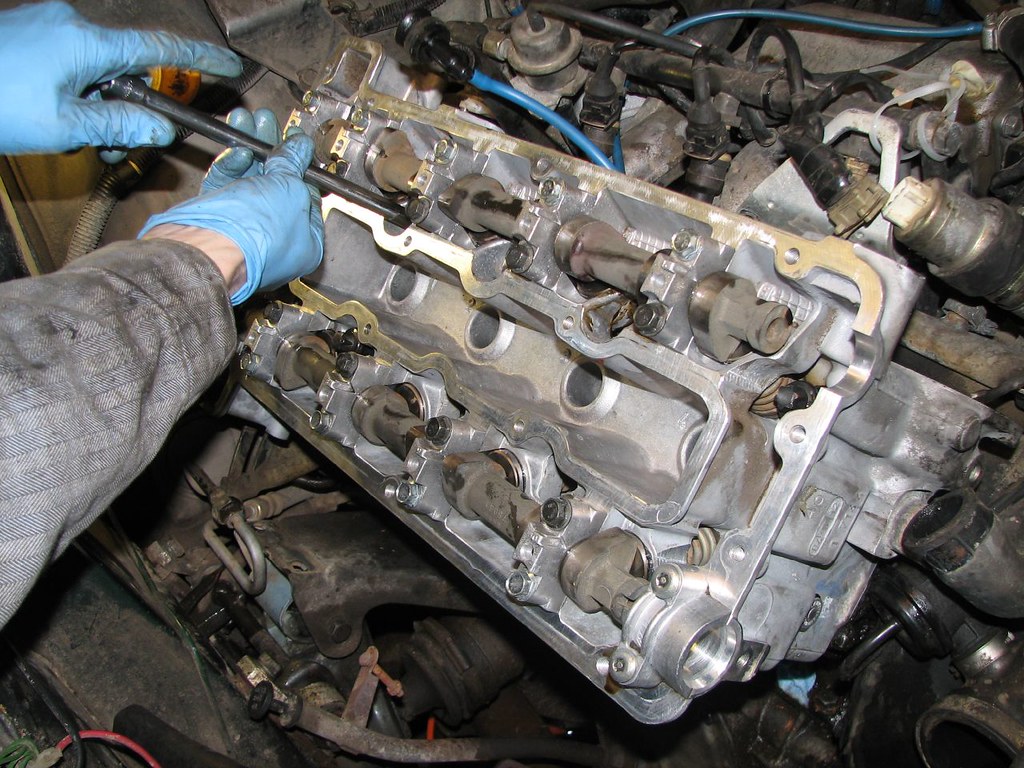 Head bolt installation a photo on Flickriver