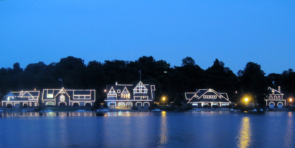 Boathouse Row 852pm The lights of Boathouse Row glow acro… Flickr
