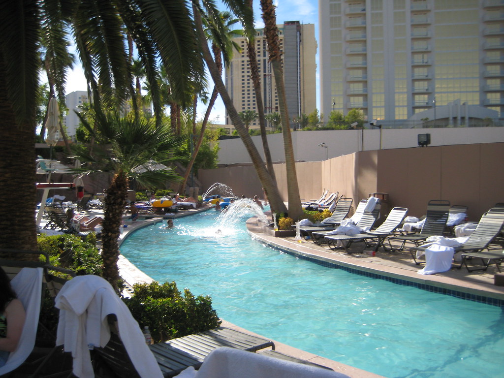 Lazy River at MGM Grand Las Vegas vacation 06.29.07 07… Flickr
