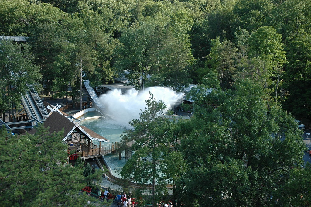 Splashdown Knoebels has two flume type rides, one more tra… Flickr