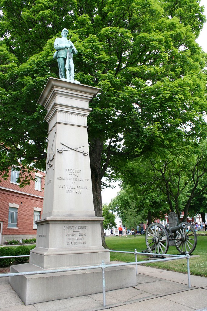 Civil War memorial IMG_3120 Civil War memorial outside Mar… Flickr