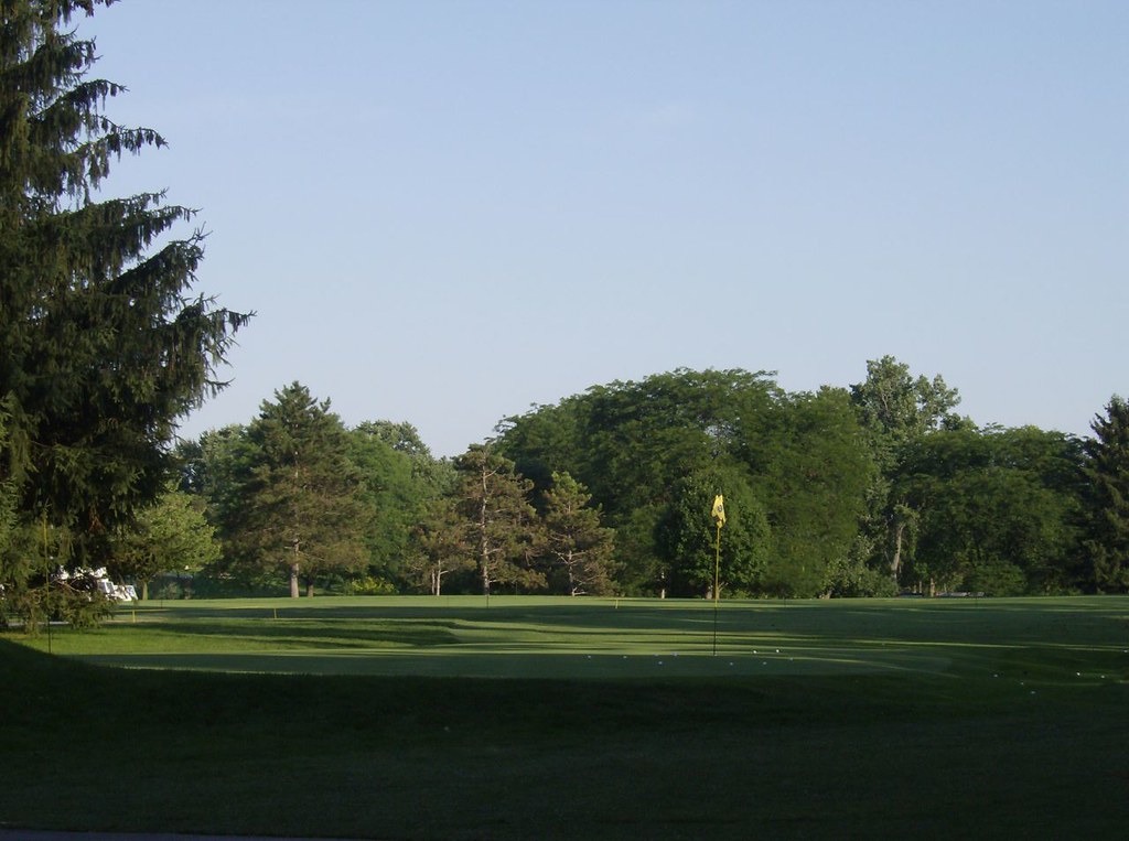 Highland Meadows, the golf course Vicki Timman Flickr
