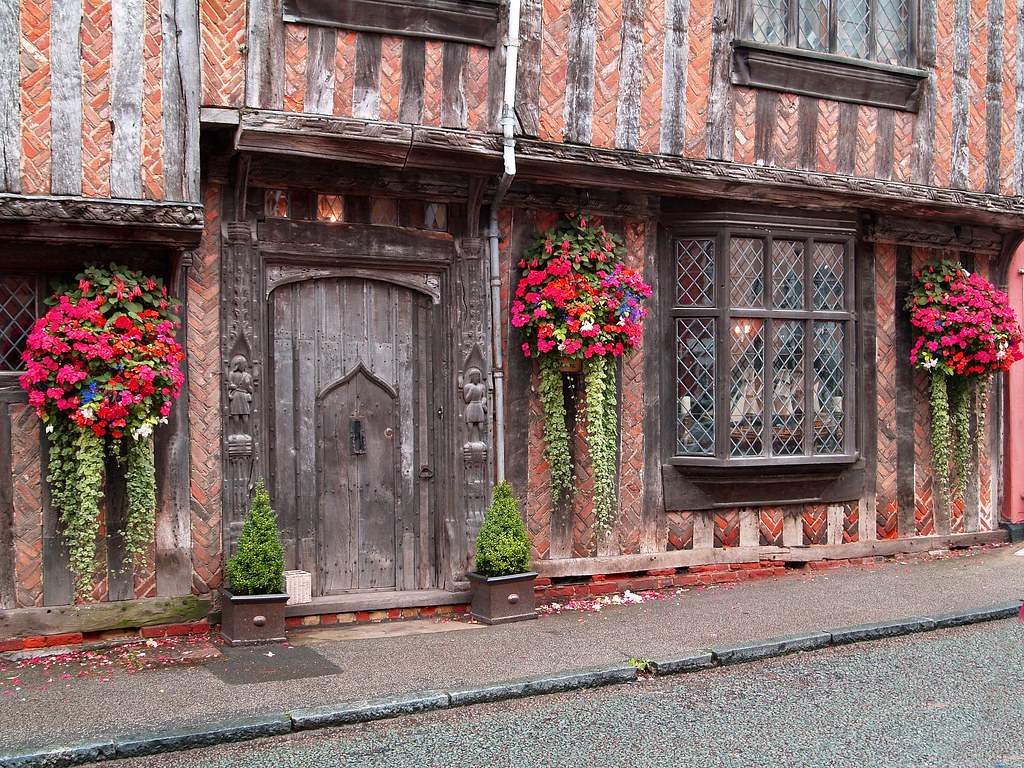 A Crooked Lavenham Town House In Tudor times, Lavenham was… Flickr