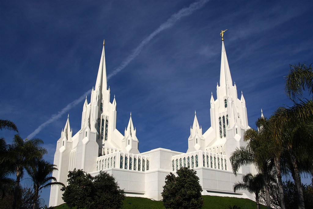 San Diego Mormon Temple The San Diego California Temple is… Flickr
