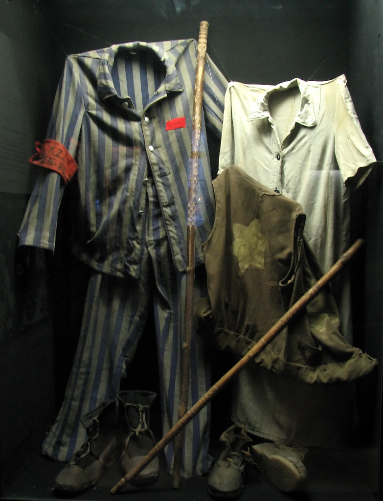 Clothes wore by prisoners in concentration camps no commen… Flickr