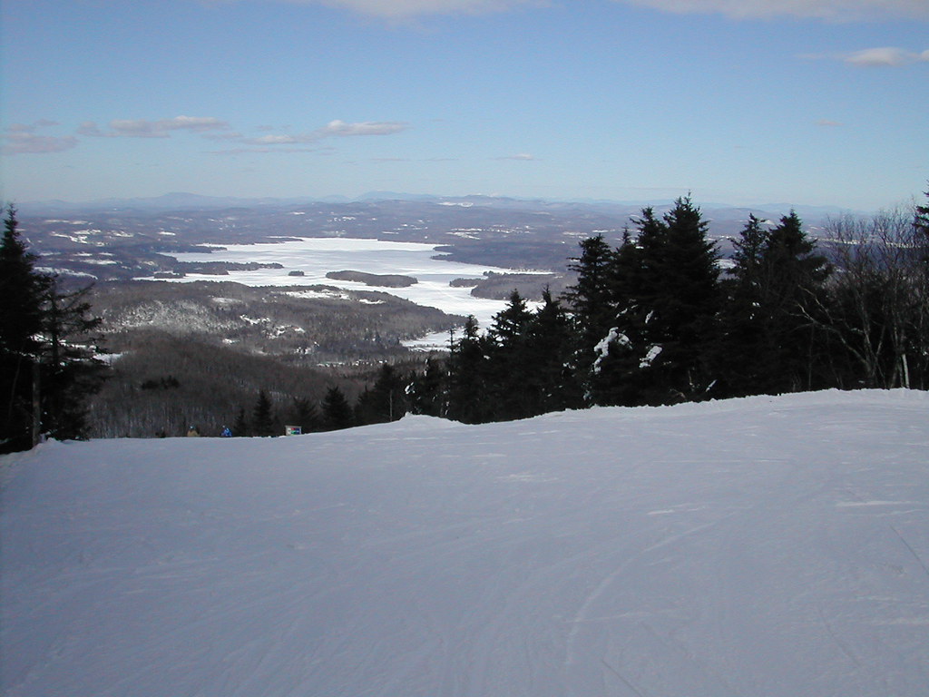 Slopes of Mt Sunapee Just a beautiful afternoon on the slo… Flickr