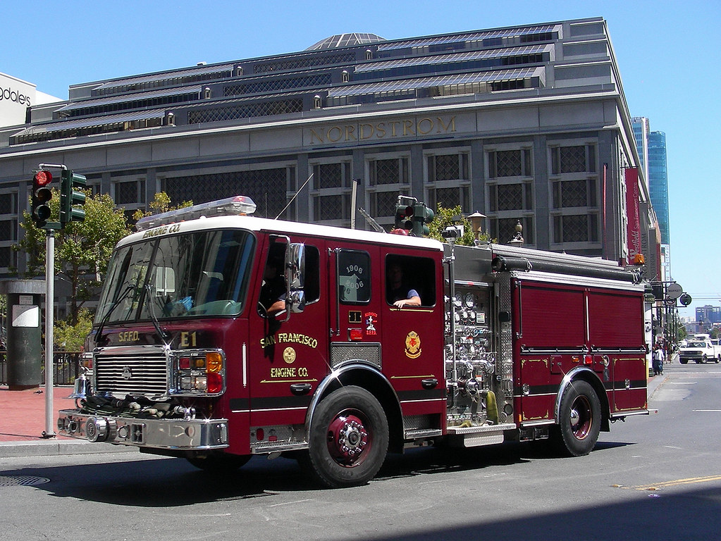SFFD American LaFrance pumper of the San Francisco Fire De… Flickr