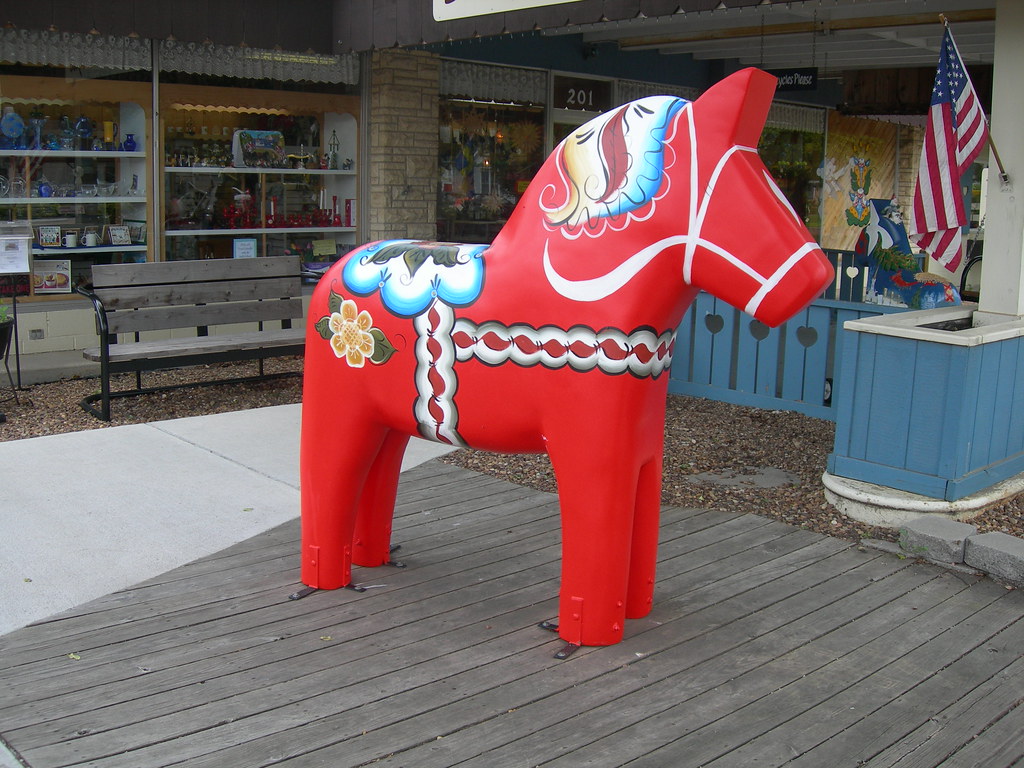 Dala Horse Kansas The dala horse is a common Sw… Flickr