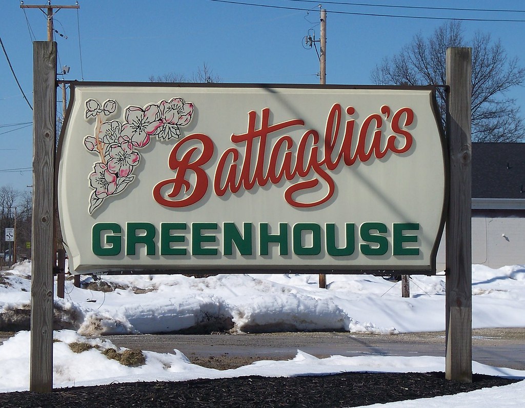 OH Ravenna Battaglia's Greenhouse Plastic vacuform sign … Flickr