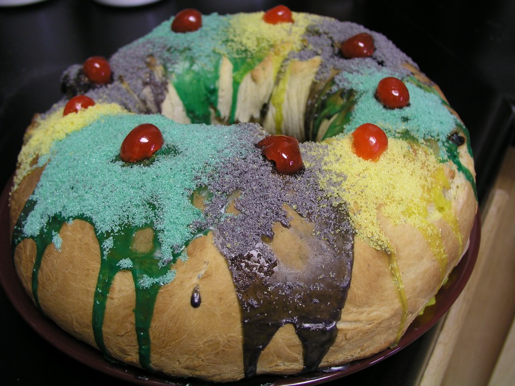King Cake For tomorrowTwelfth Night The traditional color… Flickr