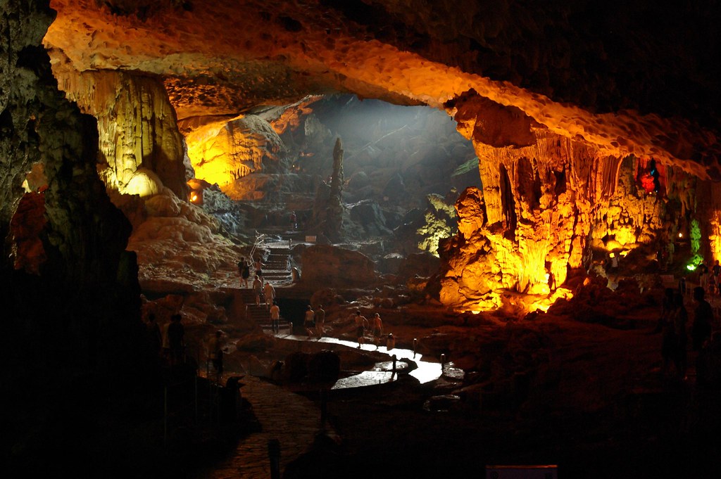 Limestone caves James Devney Flickr