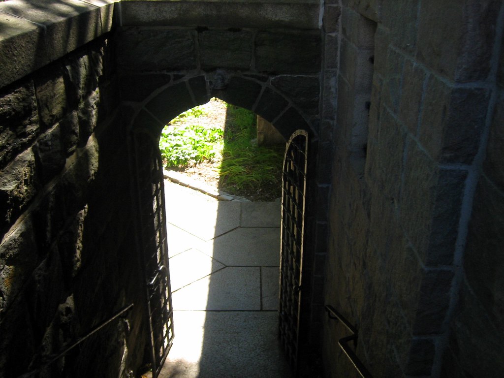 IMG_0330 Our first visit to the Cloisters KS has never b… Flickr