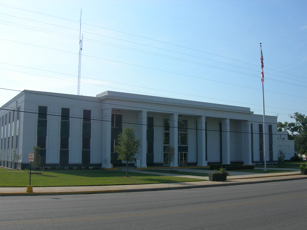 Escambia County Court House Brewton, Alabama Built in 1960… Flickr