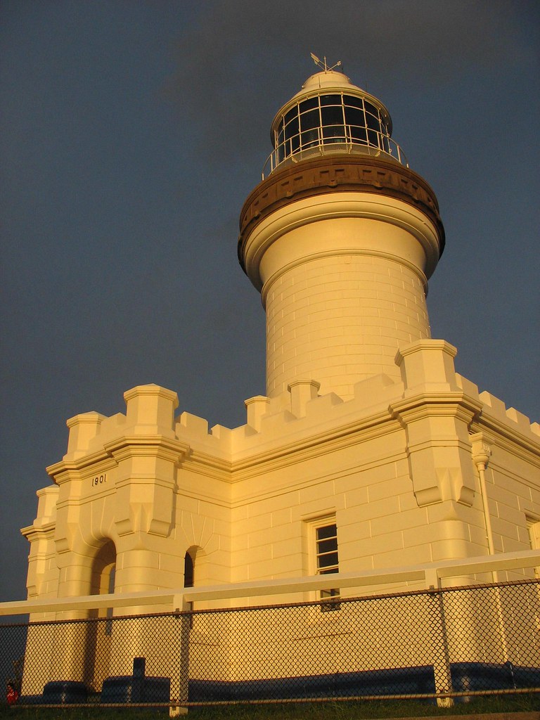 Lighthouse IMG_2422 The Byron Bay lighthouse at sunset OZinOH Flickr