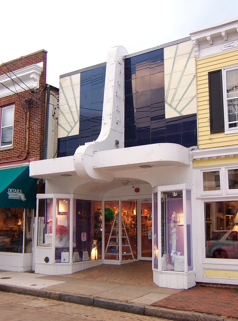 Annapolis, MD Subway Store Looks like a theater but I don'… Flickr