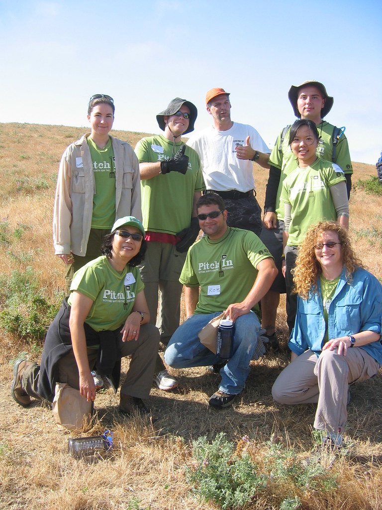REI Crew Volunteers for Outdoor California & Muir Heritage… Flickr