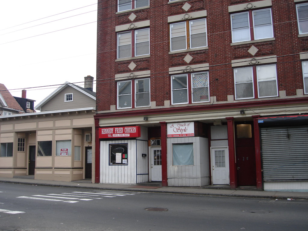 Waterbury, CT Fine store front.. a great place to open up … Flickr