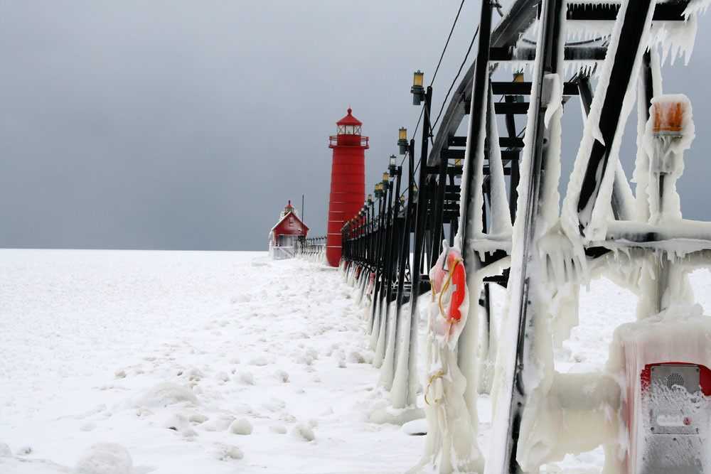 Grand Haven winter lighthouse3 BJ Flickr