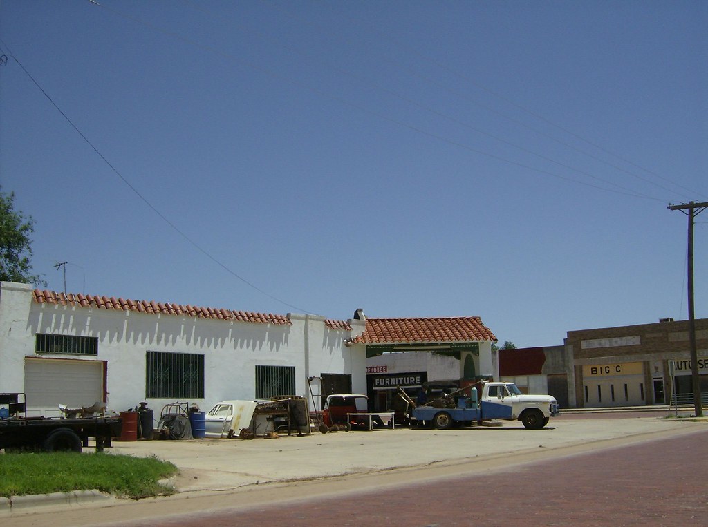 old man and truck Brownfield, Texas Denny Mingus Flickr
