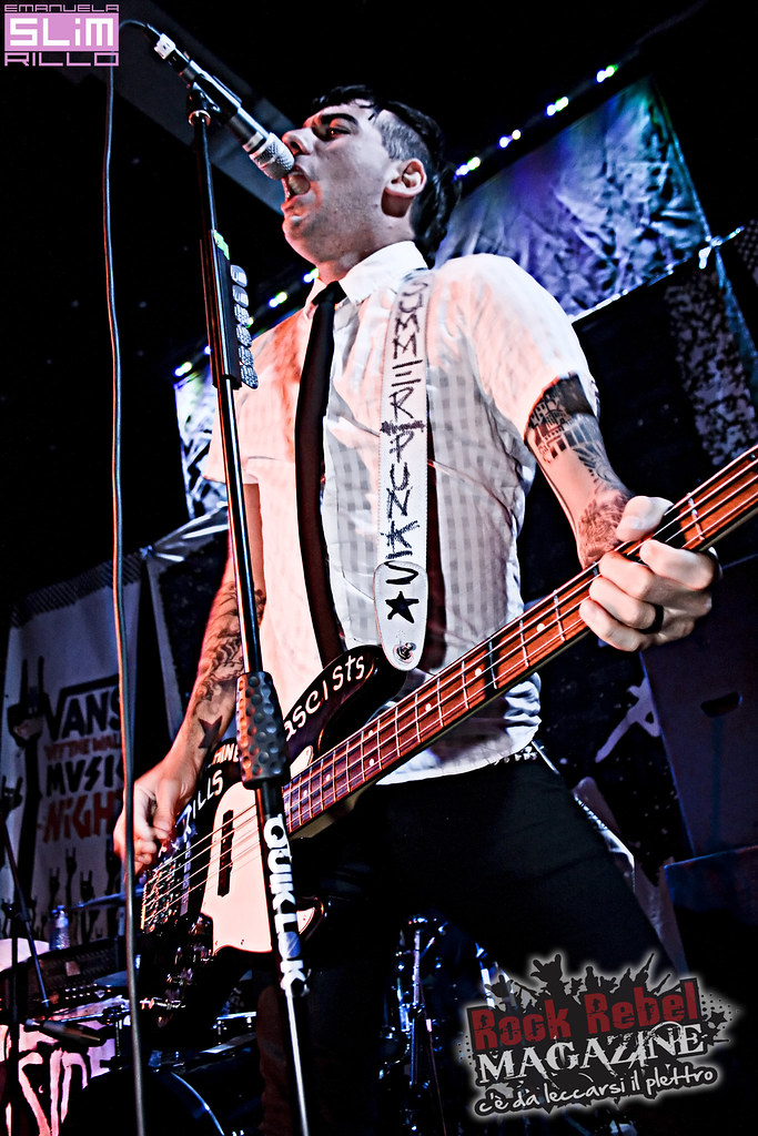 ANTI FLAG Chris (2) Barker VANS OFF THE WALL 20/10/2010… Flickr